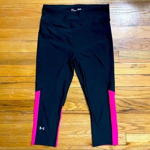 🎉HP🎉Under Armour Heatgear Compression Capris - Women’s Small
